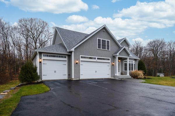 Cost of Driveway Sealing in Lima