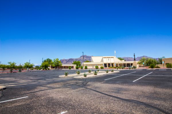Parking Lot Crack Filling in Lima